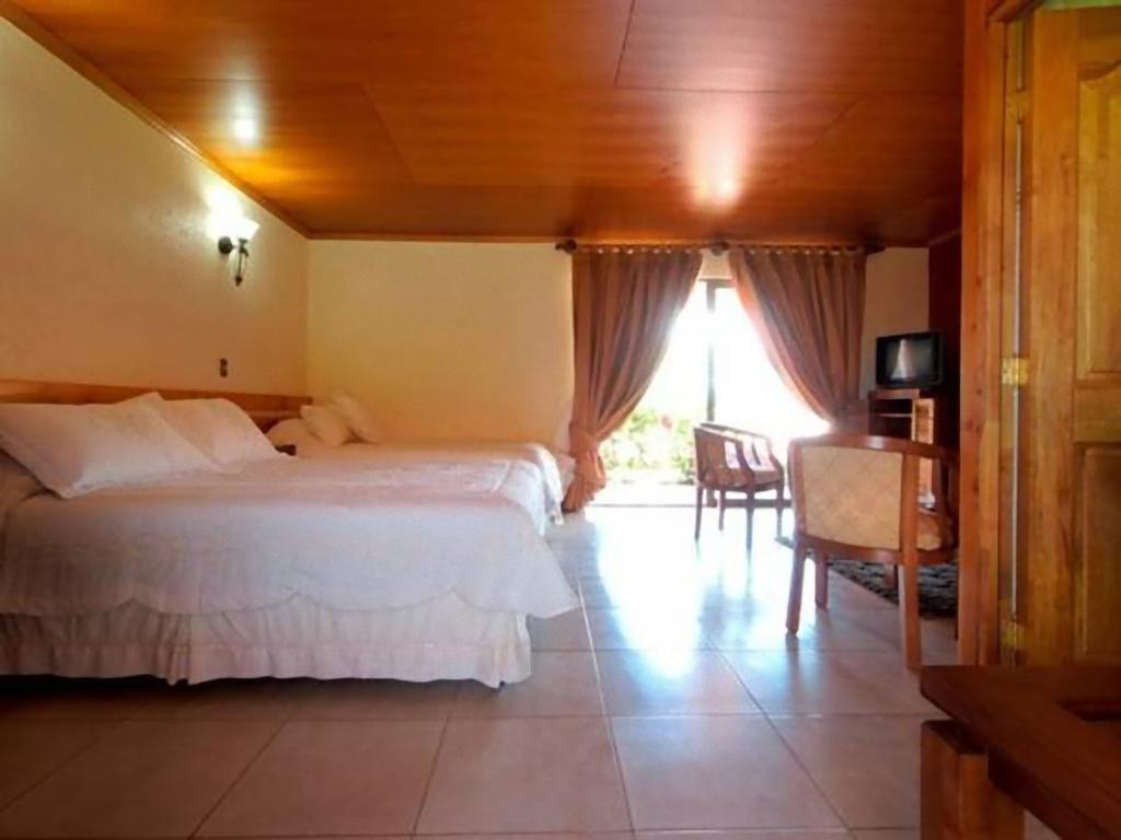 הנגה רואה Hotel Puku Vai חדר תמונה
