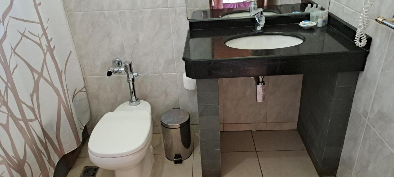 הנגה רואה Hotel Puku Vai מראה חיצוני תמונה